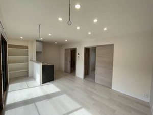 メゾン・フローラ B102号-3