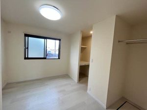 メゾン・フローラ B102号-5