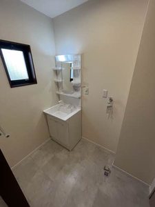 メゾン・フローラ B102号-11