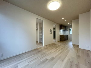 アクシス B103号-13