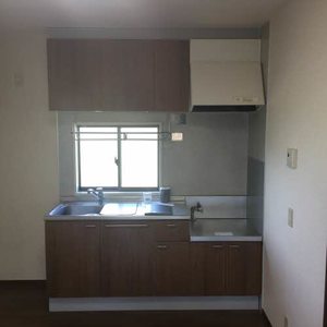 コートハピネス A202号-2