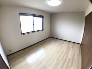 グッドライフ元町 E201号-7