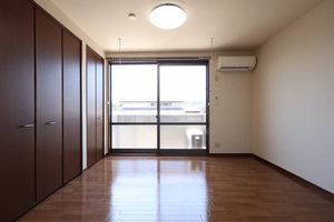コージィーコート 0203号-3