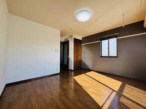 パインコート高宮北Ⅱ 0201号-3