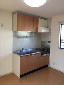 T.TOWNグリーンベル A102号-2