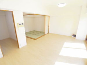 ファミーユ柳原 0401号-4