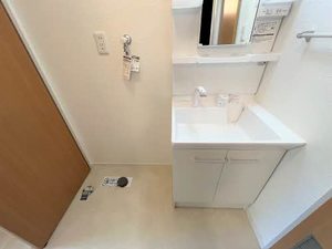 メゾンポラム A102号-8