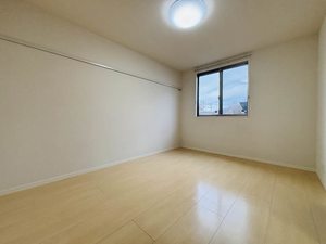 ＧＲＥＡＴ　ＣＯＵＲＴ 0102号-5