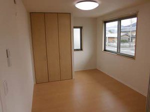 ヴィラーチェ古田刈 B201号-3