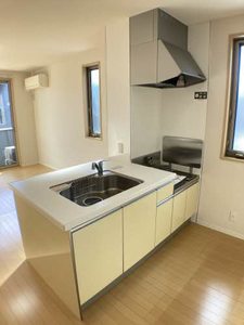 シャルムメゾン向山三ノ輪 C201号-3