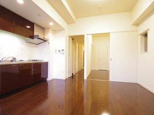 Ｍａｒｃｈｅ　Ⅴ 0302号-3