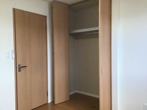 Ｌａ　Ｃｏｕｒ　ｄｕ　Ｒｅｎａｒｄ C202号-9