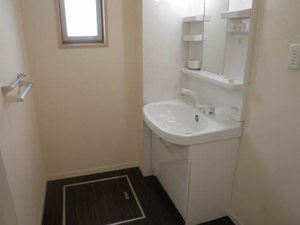 グレースガーデン登呂 A101号-5