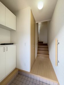 グレースガーデン登呂 A201号-8