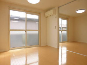 リッツ・セピアコート A202号-2