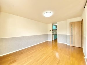 Ｃ’ｅｓｔ　Ｌａ　Ｖｉｅ 0102号-3