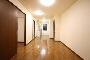 クレストコート　Ｃ棟 C102号-2