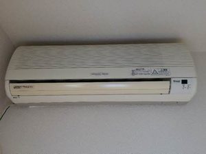 ヴィラージュ赤松 0203号-2