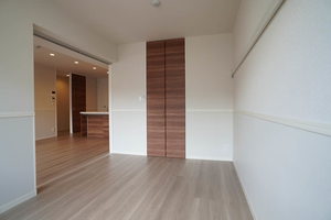 Ｌａ　ｆｌｅｕｒ　ｂｒａｎｃｈｅ 0102号-7