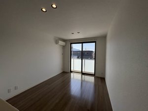 つきの葉 201号-3