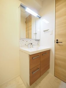 Ｓｅｒｄｉｎａ　Ｋｏｓａｋｕｒａ 0303号-8