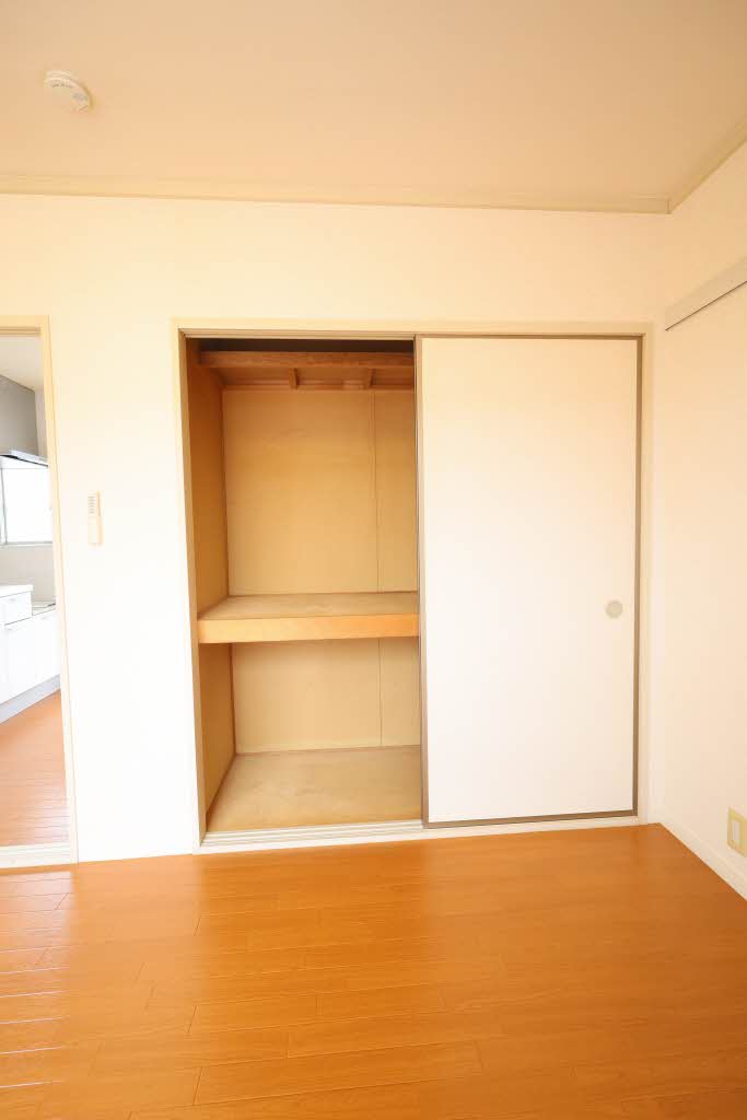 メゾンシャルマン A201号-8