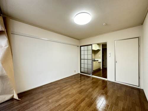 メゾンシャルマン B205号-2