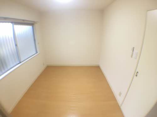 ローヤルハイツ A102号-5