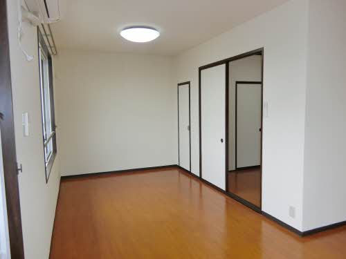 パインヒルズ A201号-5