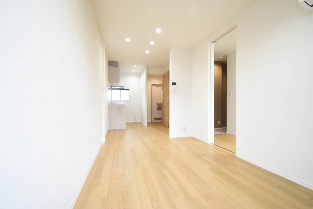 パインヒルズ B203号-2