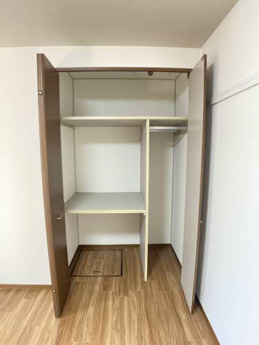 メゾン川田 A102号-13