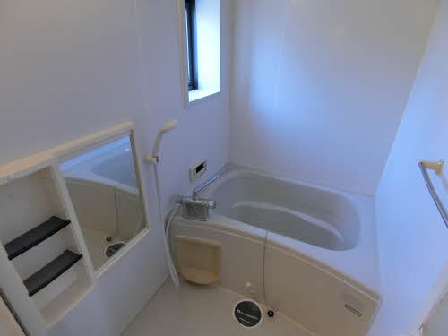 カームエイト D102号-7