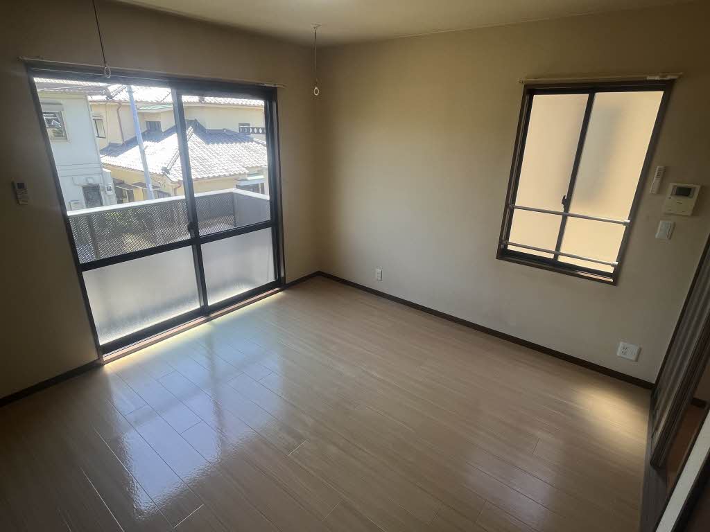 アーバンコート 0202号-5