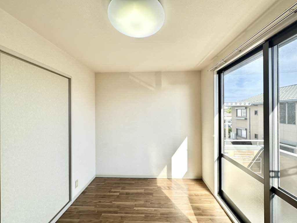 Green Hills 西尾 F202号-7