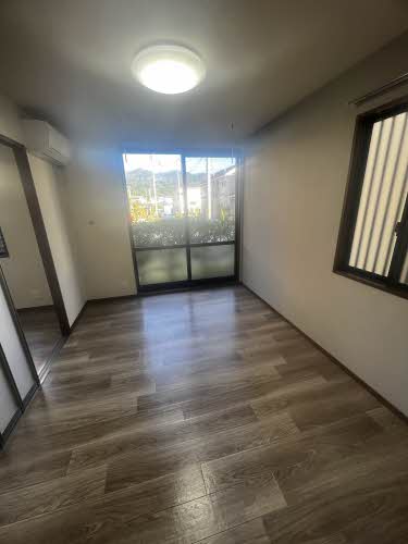 サンモール大坂 C201号-2