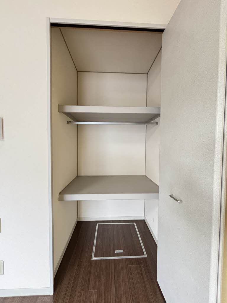 ルイーネ 0102号-8