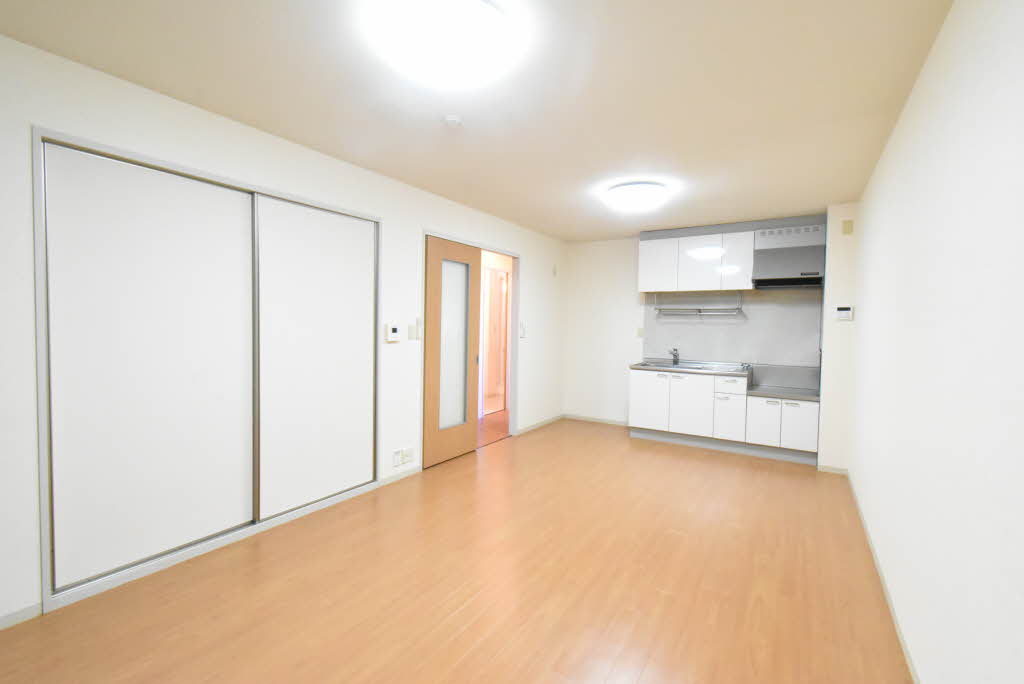 アメニティソレイユ 0203号-6