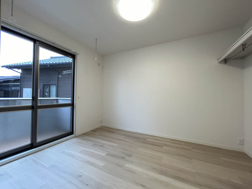 アクシス B103号-11