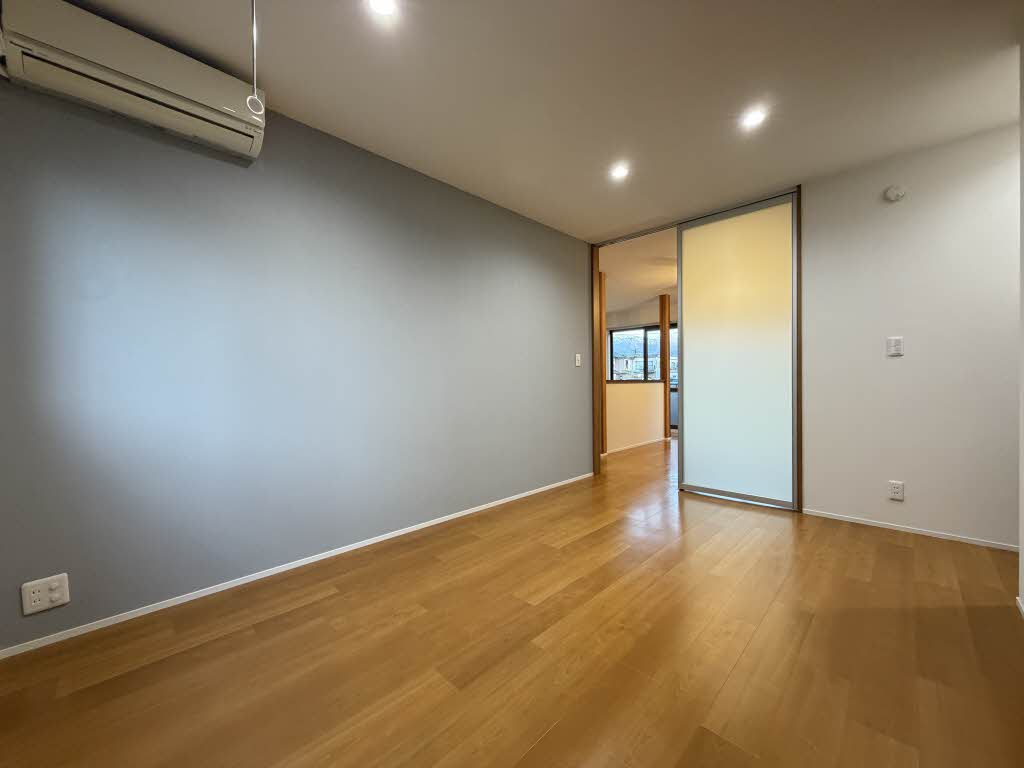 アクシス B105号-12