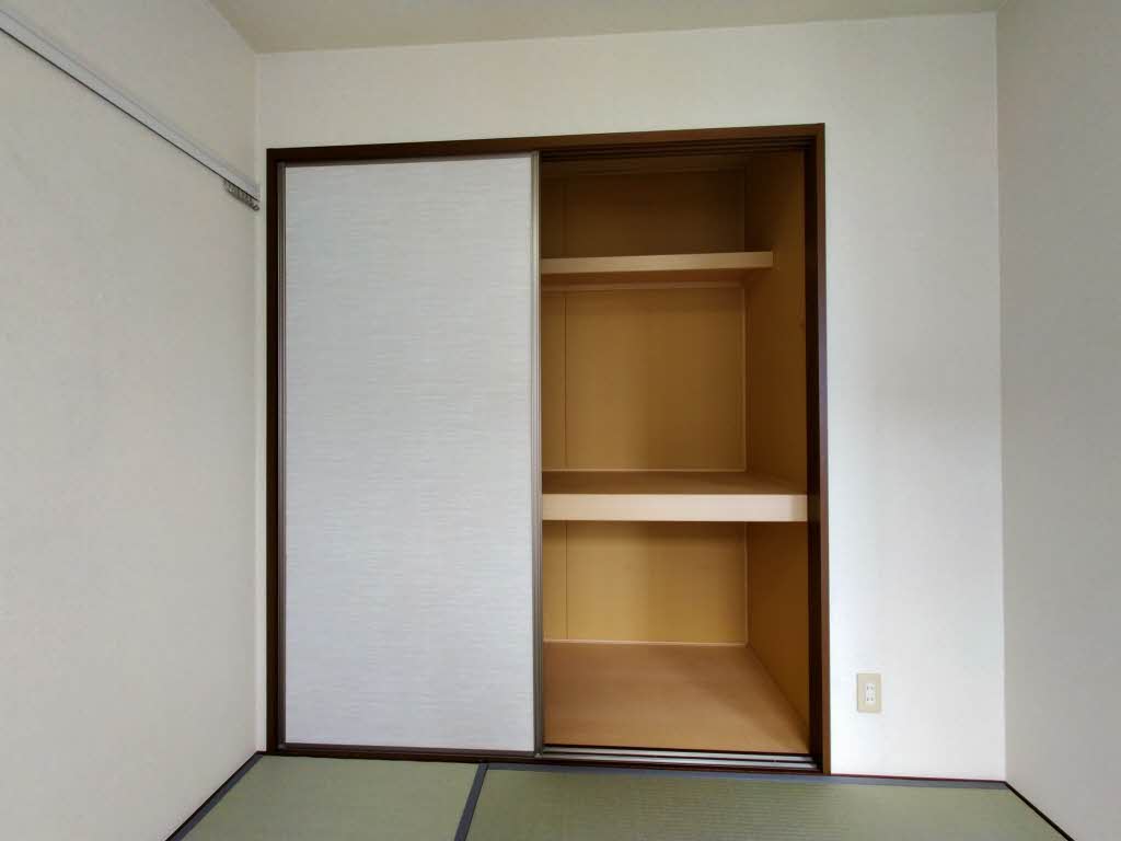 ガーデンハイツルミエール C201号-6