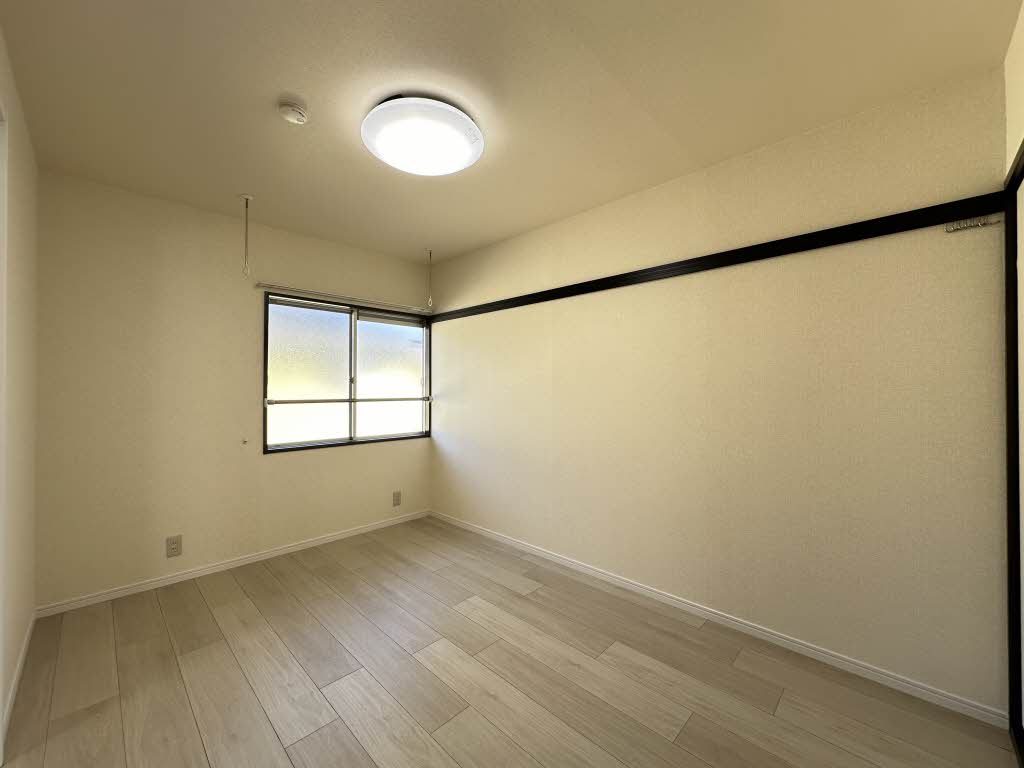 ルミエールさかざき A202号-8