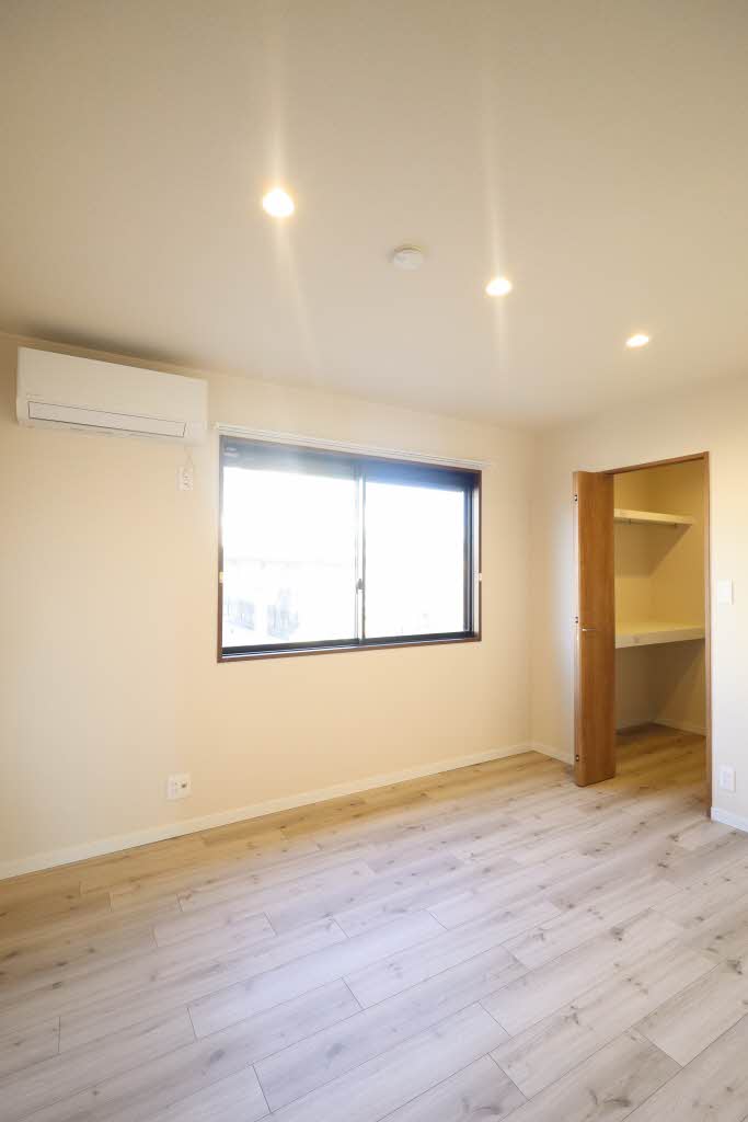 カンファトリー C102号-4