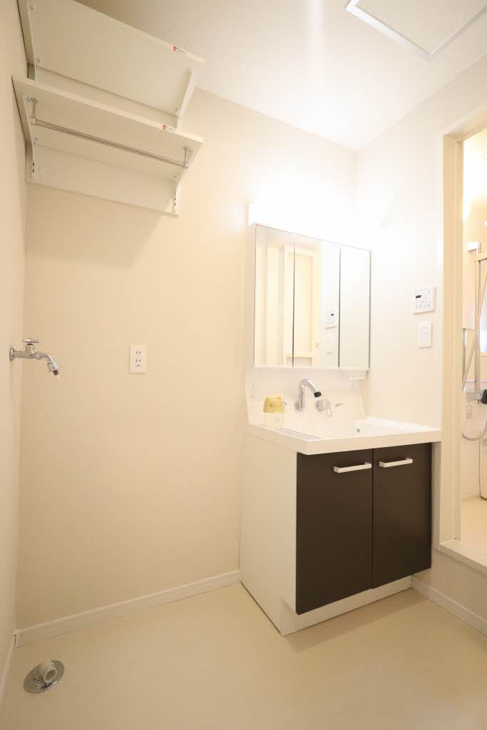 カンファトリー C102号-7