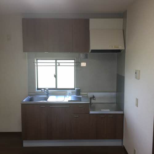 コートハピネス A202号-2