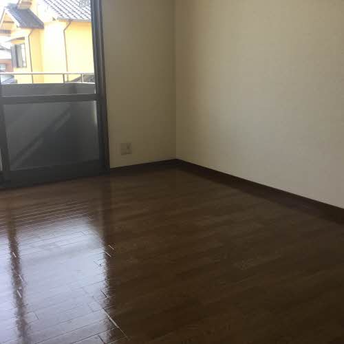 コートハピネス A202号-7