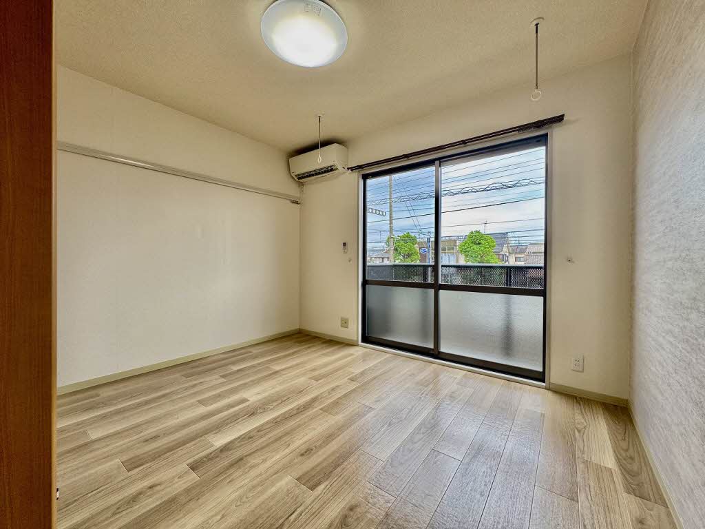 サニーズ春日 0202号-3