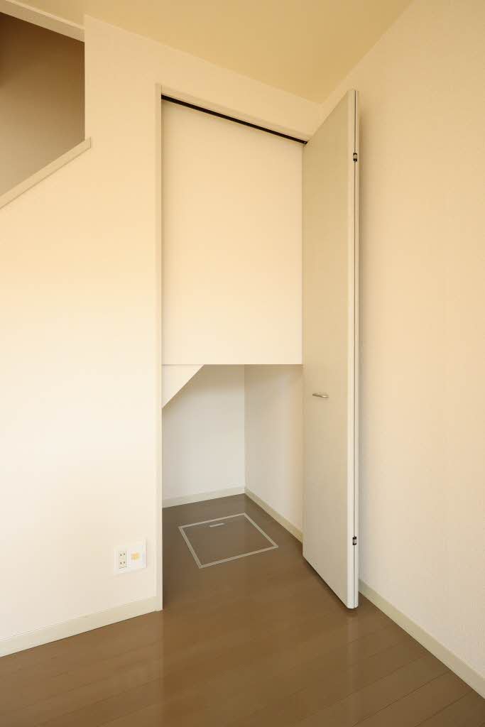 グランバリエ B101号-4