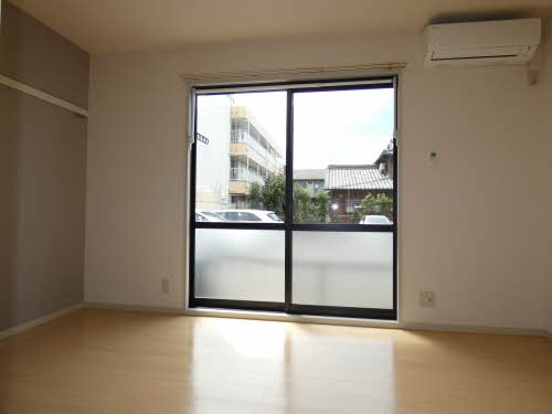 ソレイユ東刈谷 B101号-3