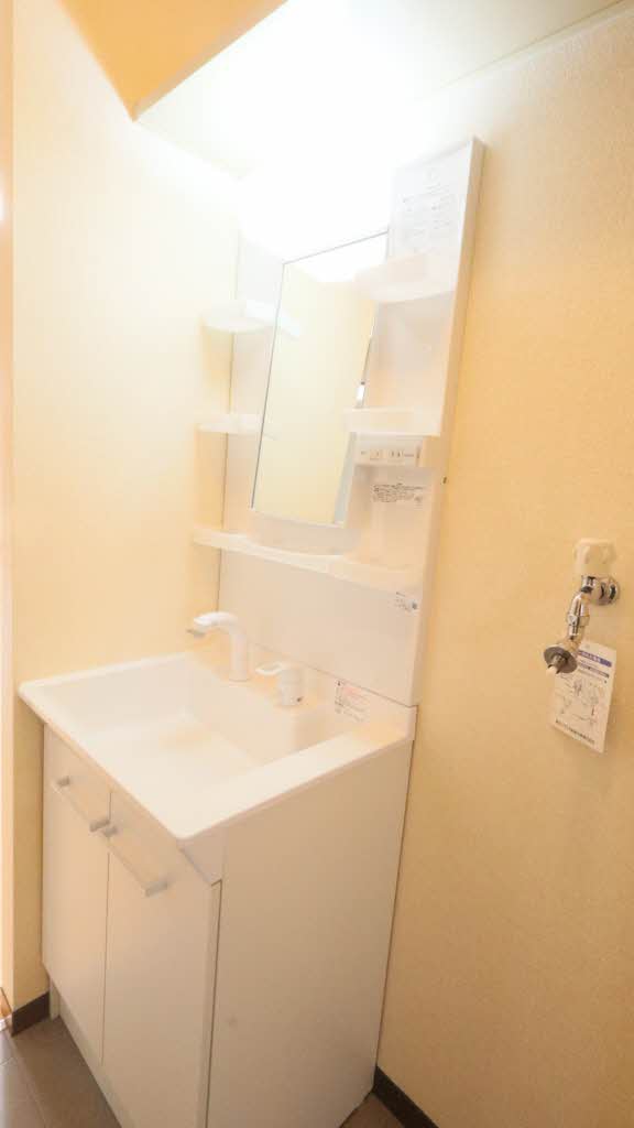 イストワール A202号-8