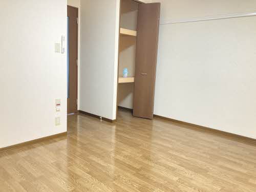 パインコート高宮北Ⅱ 0102号-2